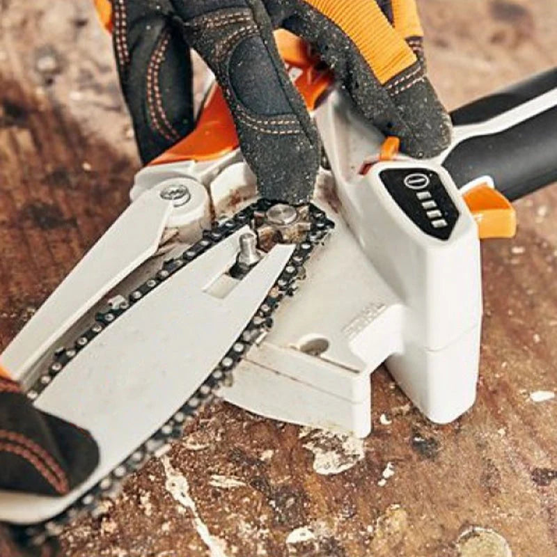 Battery-Powered Wood Cutter 10 cm - GTA 26