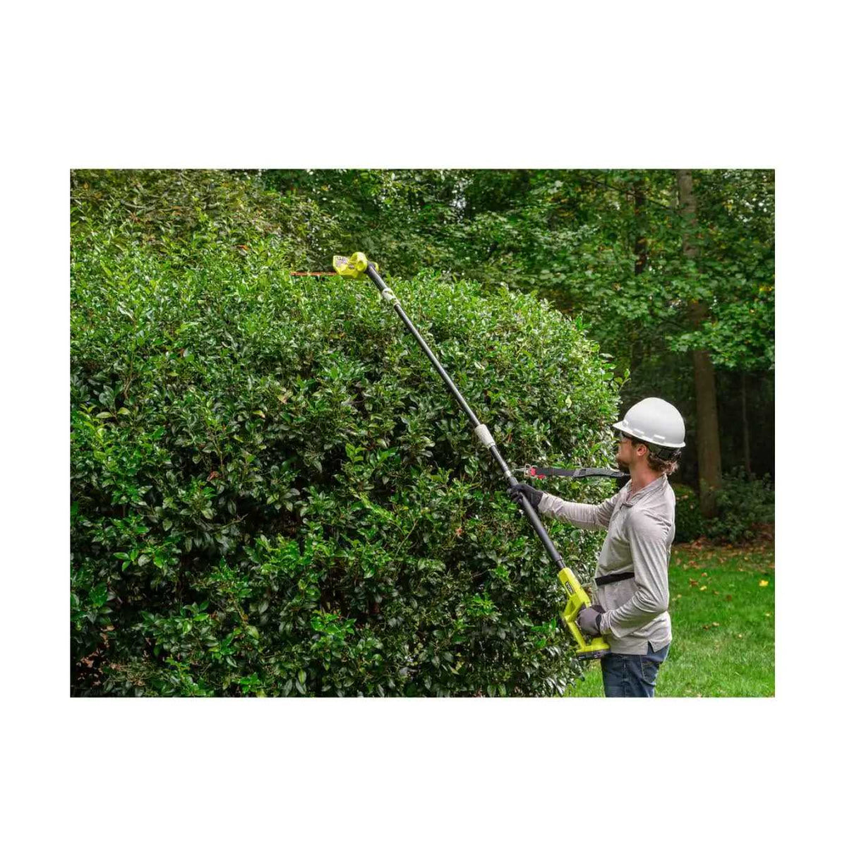 RYOBI ONE+ 18V Cordless Battery Pole Hedge Trimmer 18in
