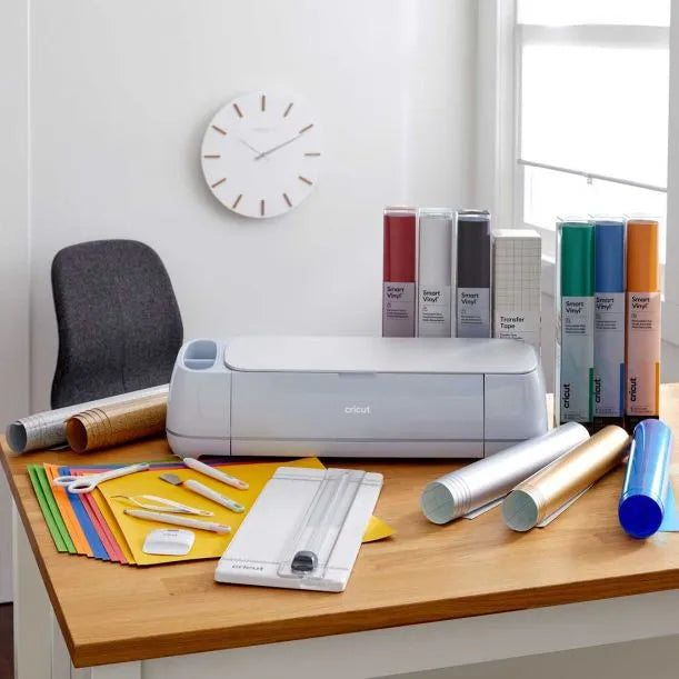 Cricut Smart Cutting Machine With Everything Materials Bundle - Maker 3