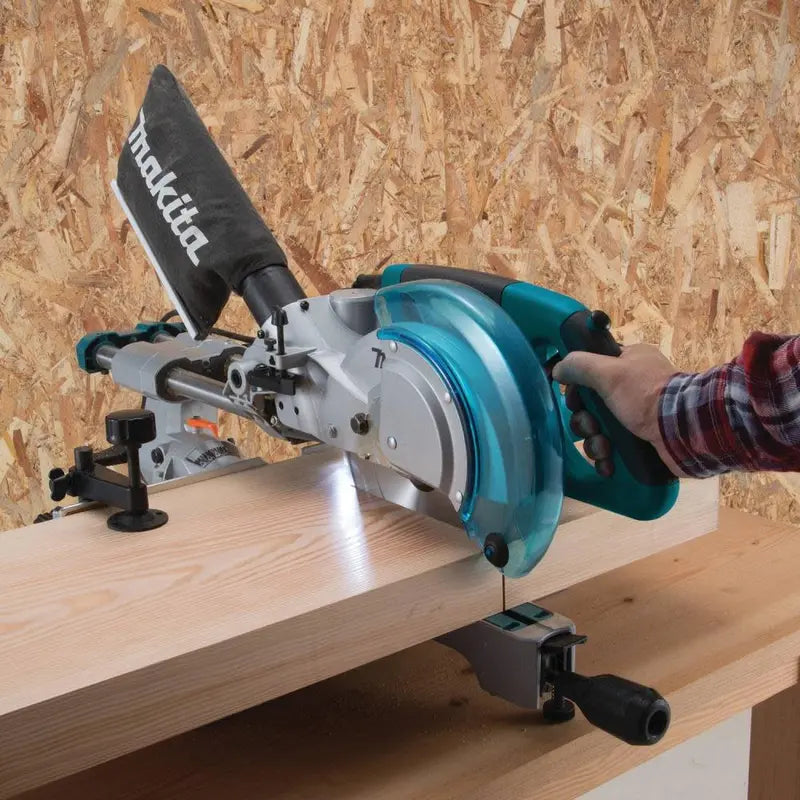 Makita 8-1/2 in. Sliding Compound Miter Saw - LS0815F
