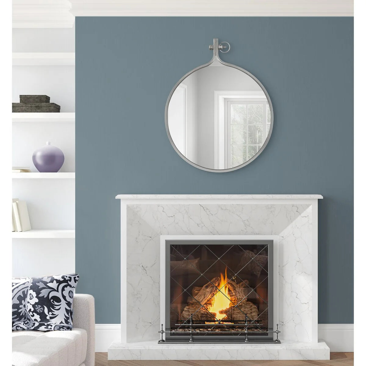 Modern Round Wall Mirror With Decorative Metal Frame
