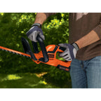 BLACK+DECKER 20V MAX Cordless Lithium 22 in Hedge Trimmer - LHT2220