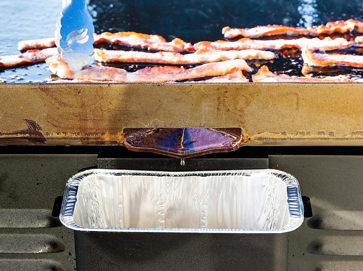 Blackstone Gas Griddle Station With Hood And Side Shelves, 28 inch, Black - 1883