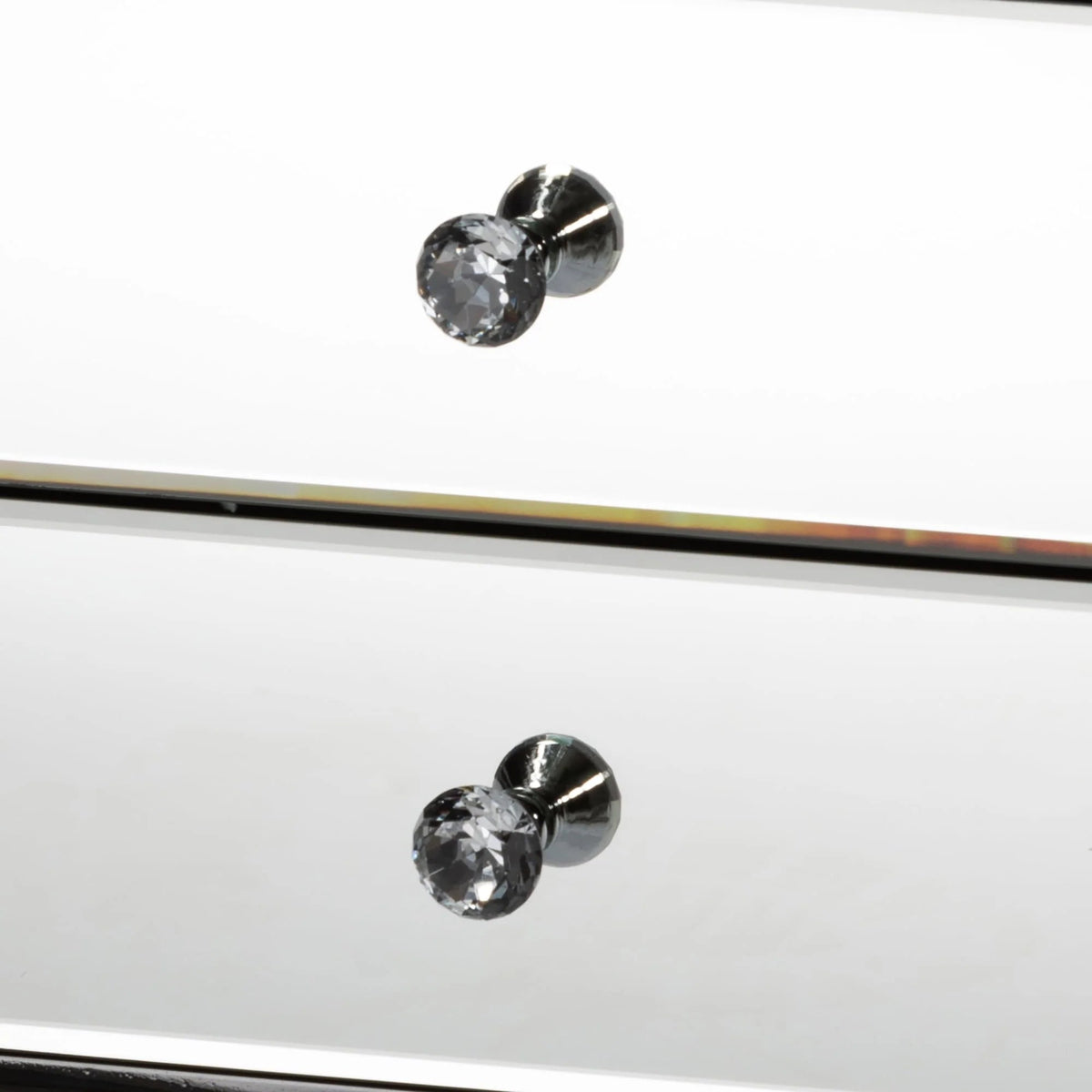 Baxton Studio Pauline Mirrored 3-Drawer End Table