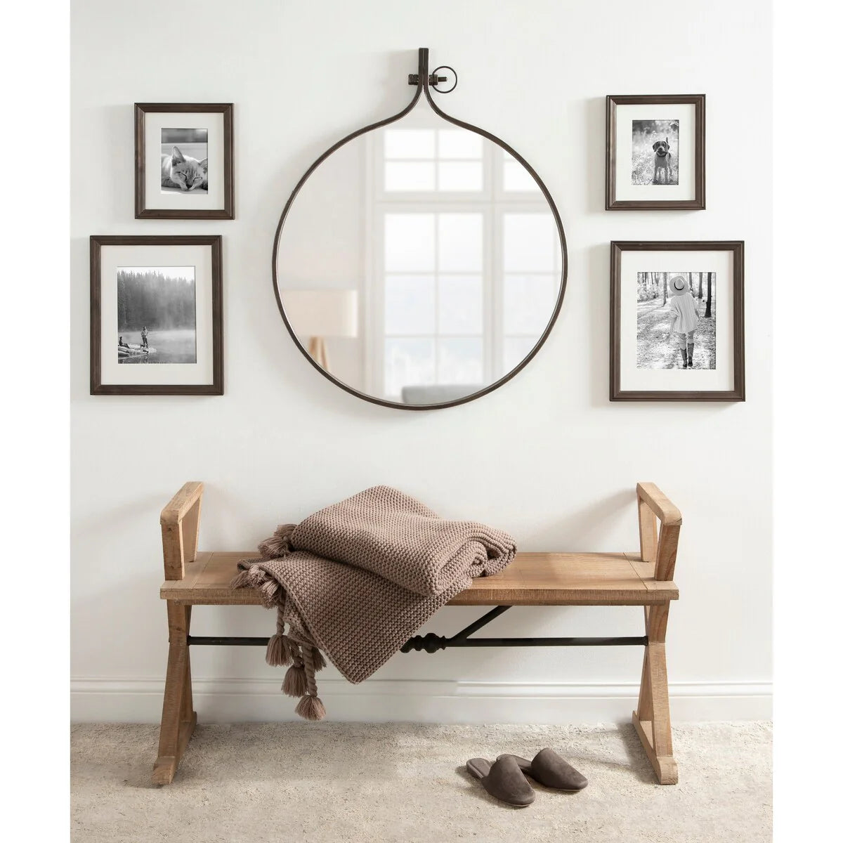 Modern Round Wall Mirror With Decorative Metal Frame