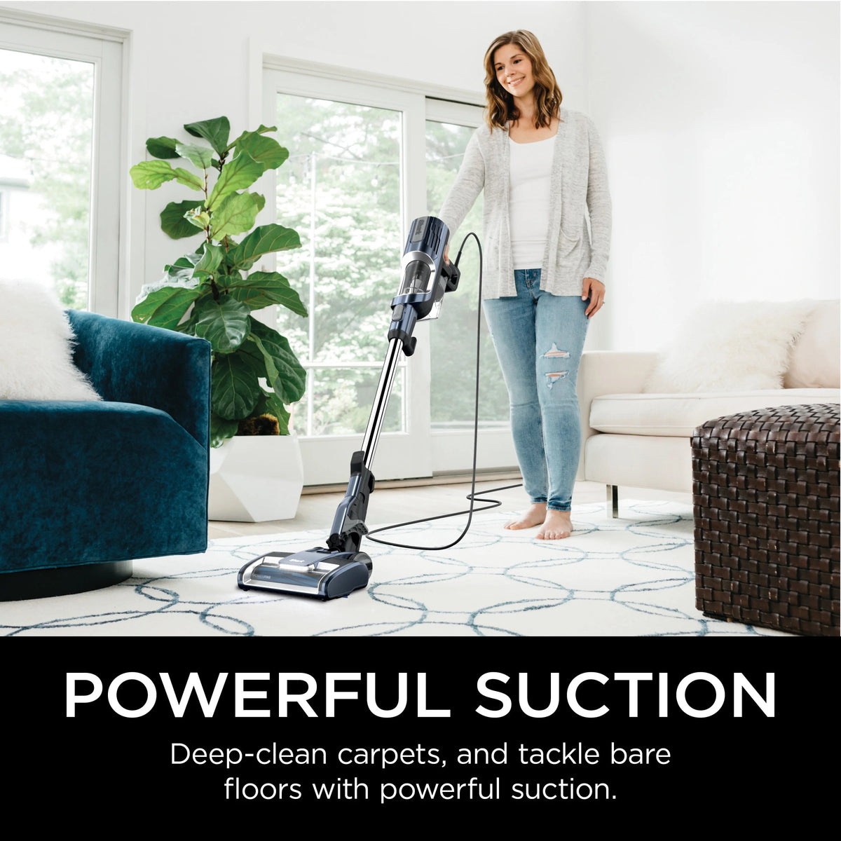 Shark UltraLight Pet Pro Corded Stick Vacuum With Self-Cleaning Brushroll - HZ600