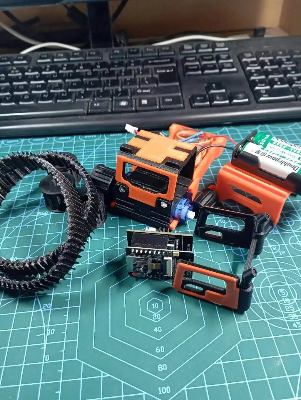 Youfang Smart ESP32-CAM WiFi Robot Tank Kit With 3D Prints - Arduino_ESP8266