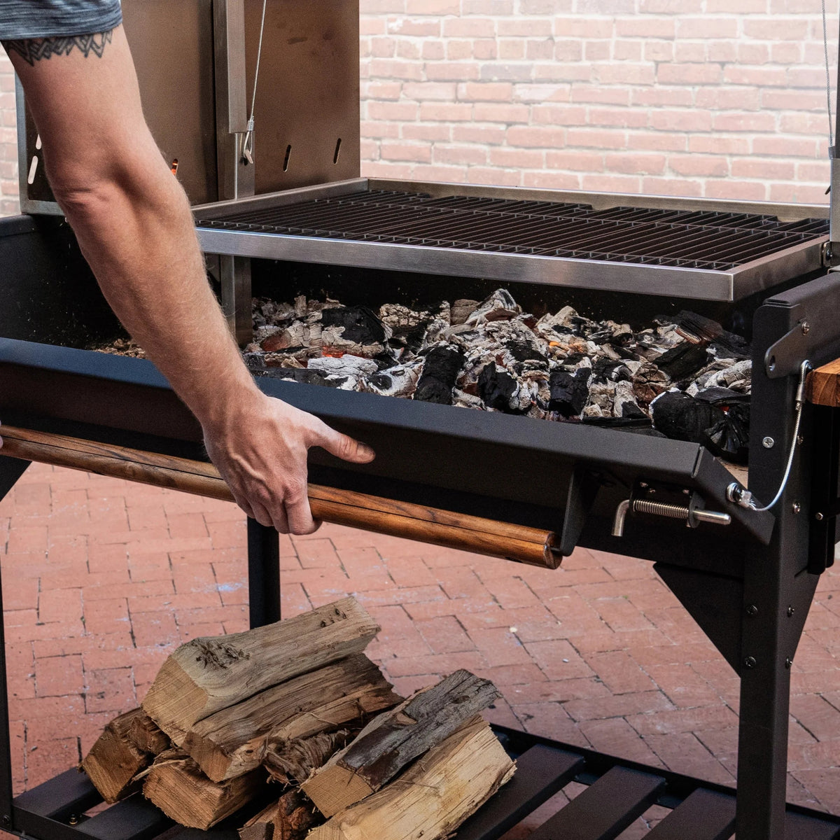 Backyard Discovery Argentine Santa Maria Wood Fire & Charcoal Steel BBQ Grill, Brasero - 723 Square Inch