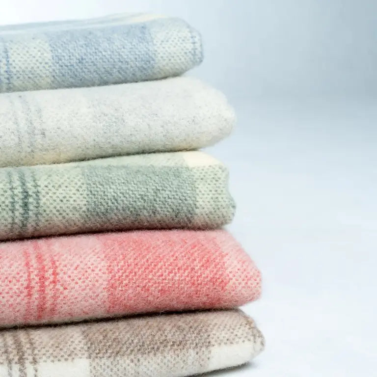 Warmi Merino Wool Blanket 145 x 200 cm - Red